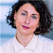 Web-Design Tutor, der Kinder aller Altersgruppen unterrichtet